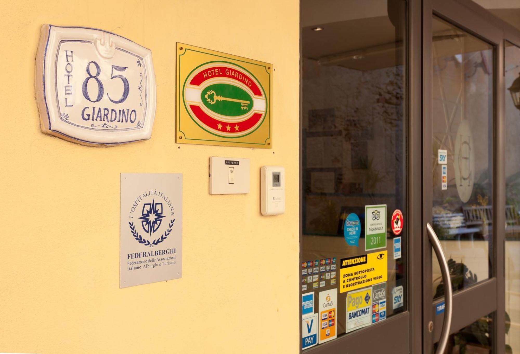 Parking Hotel Giardino Livorno Eksteriør billede