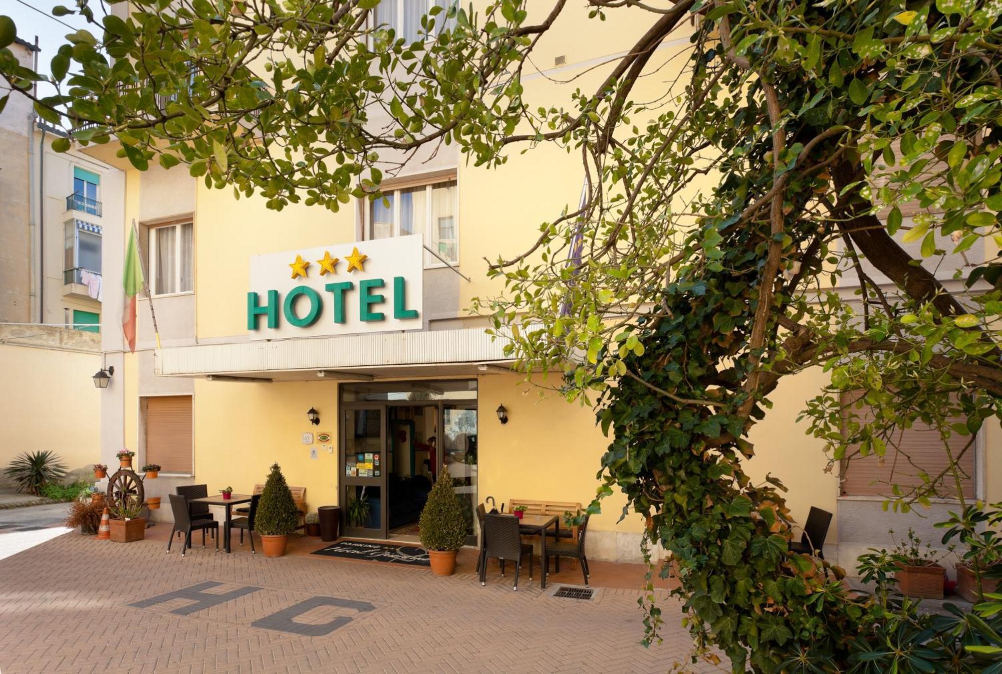 Parking Hotel Giardino Livorno Eksteriør billede